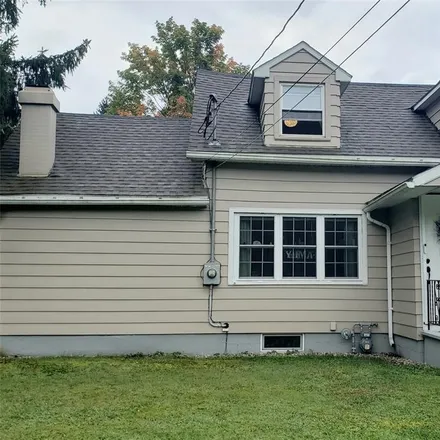 Buy this 3 bed house on 9 Forest Hills Boulevard in City of Binghamton, NY 13905