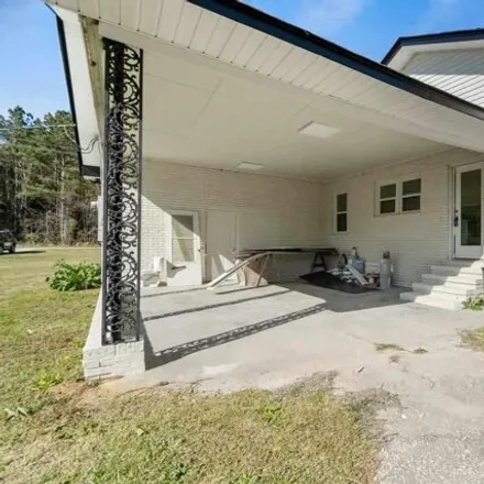 Image 4 - 2462 East Old Marion Highway, Winona, Florence, SC 29506, USA - House for sale