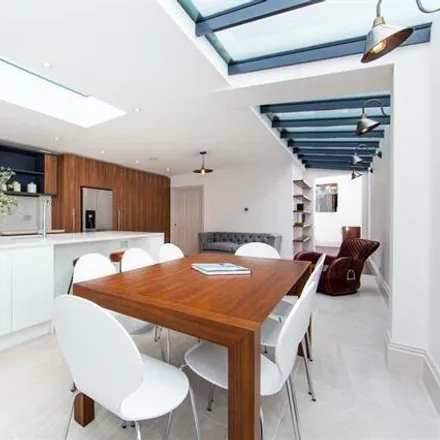 Image 4 - 22 Sedlescombe Road, London, SW6 1RB, United Kingdom - House for sale