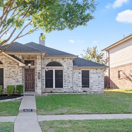 Buy this 3 bed house on 1609 Summers Drive in Cedar Hill, TX 75249