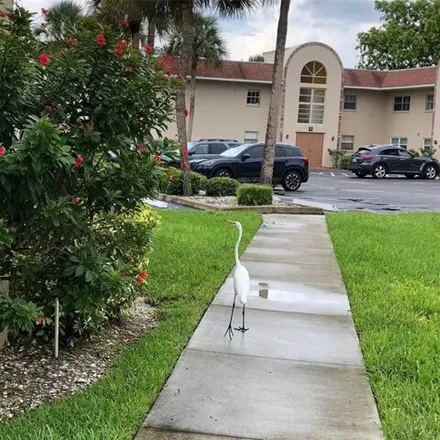 Buy this 1 bed condo on 7372 28th Avenue West in Manatee County, FL 34209
