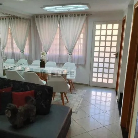 Buy this 3 bed house on Avenida XV de Novembro in Jardim, Santo André - SP