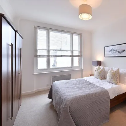 Image 6 - 39 Hill Street, London, W1J 5LX, United Kingdom - Apartment for rent