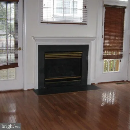 Image 3 - 1320 Wild Oak Terrace, Hungerford Towne, Rockville, MD 20852, USA - Townhouse for rent