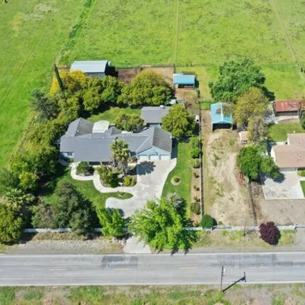 Buy this 7 bed house on North Dakota Avenue in Stanislaus County, CA 95356