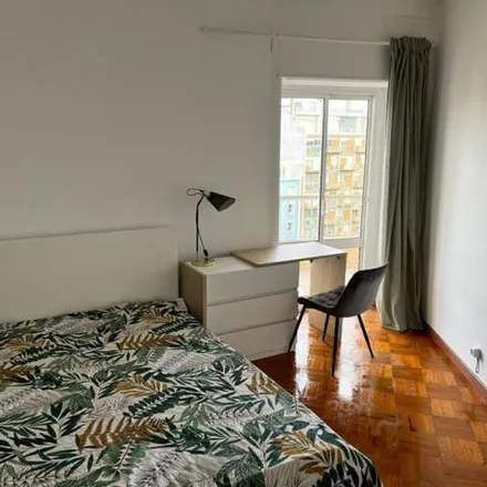 Rent this 6 bed apartment on Avenida Visconde de Valmor 35 in 1050-240 Lisbon, Portugal