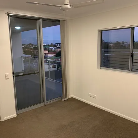 Image 5 - 52 Latham Street, Chermside QLD 4032, Australia - Apartment for rent