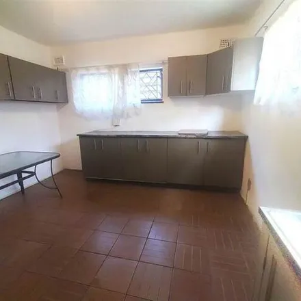 Image 5 - Shannon Drive, Reservoir Hills, Durban, 4037, South Africa - Apartment for rent