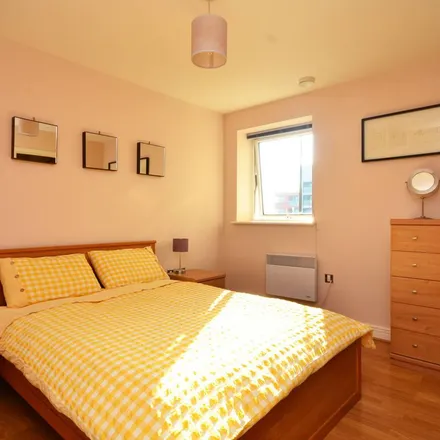 Rent this 1 bed apartment on Central House in 32-66 High Street, London