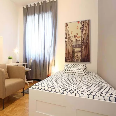 Image 9 - Via Rodolfo Lanciani, 00162 Rome RM, Italy - Room for rent