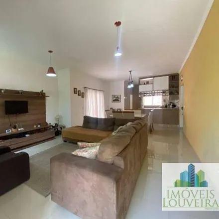 Buy this 3 bed house on Avenida Tiradentes in Centro, Louveira - SP