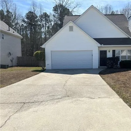 Rent this 3 bed house on 325 St Charles Avenue in Dallas, GA 30157