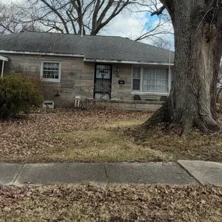 Buy this 2 bed house on 484 West Parker Avenue in Robinson, IL 62454