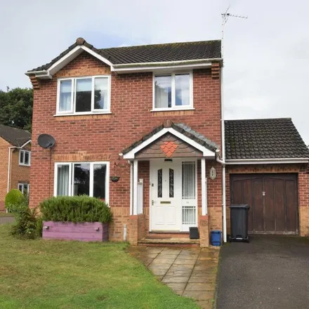 Rent this 3 bed house on Blenheim Drive in Willand, EX15 2TB
