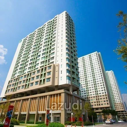 Rent this 1 bed apartment on View Talay 6 Pattaya Beach Condominium in Pattaya Sai Song Road, Pattaya City