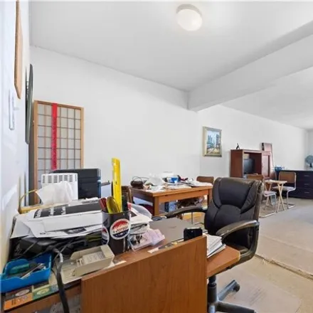 Buy this studio apartment on 3206 Fairfield Avenue in New York, NY 10463