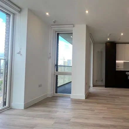 Image 2 - Friary Road, London, W3 6AA, United Kingdom - Apartment for rent