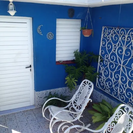 Rent this 1 bed house on Vedado