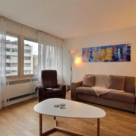 Image 3 - 52 Rue de l'Aqueduc, 75010 Paris, France - Apartment for rent