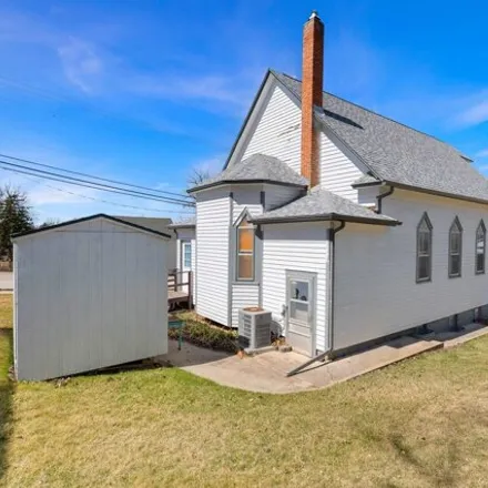 Image 1 - Emmanuel Baptist Church, Lawrence Street, Belle Fourche, SD 57717, USA - House for sale