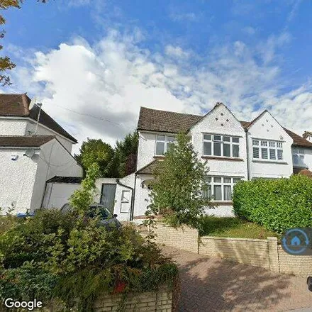 Rent this 3 bed duplex on 70 Blenheim Park Road in London, CR2 6BH