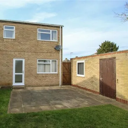 Buy this 3 bed duplex on 22 Orchard Close in Cottenham, CB24 8TH