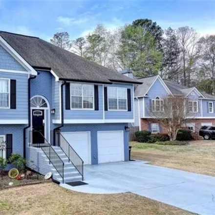 Buy this 7 bed house on 2714 Old Barn Trail in Cobb County, GA 30127