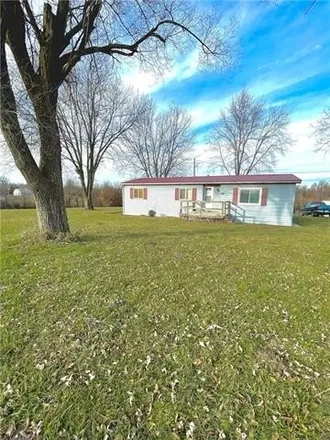 Buy this 3 bed house on Northeast 280th Street in Clinton County, MO 64493