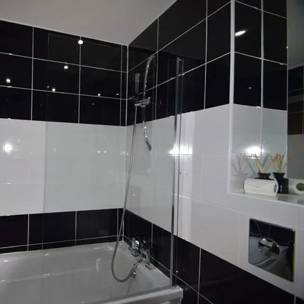 Image 7 - 1-2 Ellerby Lane, Leeds, LS9 8DN, United Kingdom - Apartment for rent