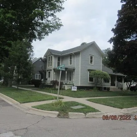 Image 3 - 401 East Williams Street, Owosso, MI 48867, USA - House for sale