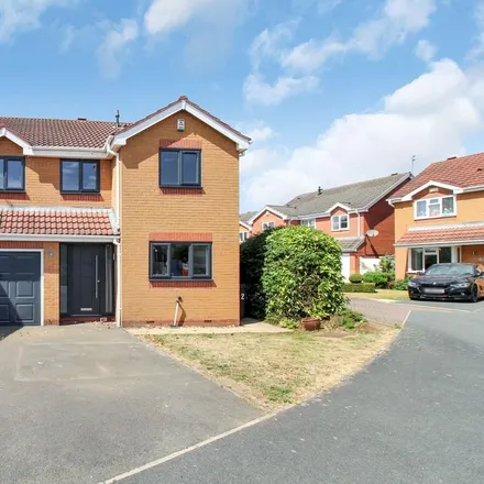 Rent this 4 bed house on 7 Minton Close in Nottingham, NG9 6PZ