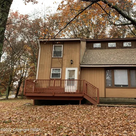 Buy this 4 bed house on 160 Murphy Circle in Lehman Township, PA 18324