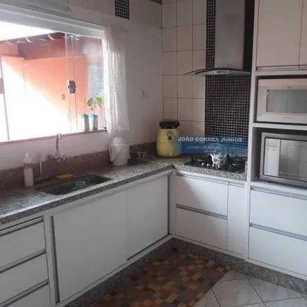 Buy this 3 bed house on Rua Padre Ernesto in Centro, Mirassol - SP
