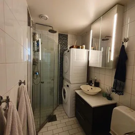 Rent this 2 bed apartment on Vintervädersgatan 1 in 418 38 Gothenburg, Sweden
