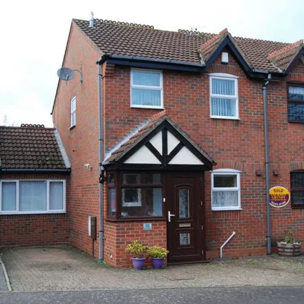Rent this 3 bed apartment on Eton Close in Weedon Bec, NN7 4PG