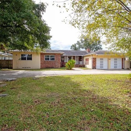 Buy this 4 bed house on 4820 Dartmouth Avenue North in Pasadena, Saint Petersburg
