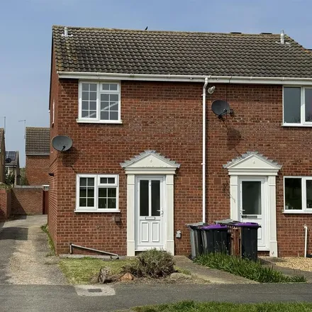 Rent this 2 bed duplex on Burchnall Close in Deeping St James, PE6 8HP