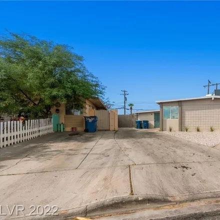 Buy this 4 bed house on 3001 East Kaibab Avenue in Las Vegas, NV 89101