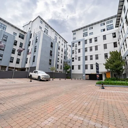 Rent this 2 bed apartment on unnamed road in Parktown North, Rosebank