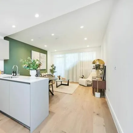 Image 3 - Mind, Chiswick High Road, London, W4 5TF, United Kingdom - Townhouse for sale