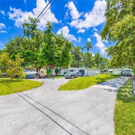 Image 7 - 701 SW 6th St, Hallandale Beach, Florida, 33009 - Townhouse for sale