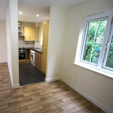 Image 5 - Bromley Close, Harlow, CM20 2GD, United Kingdom - Apartment for rent