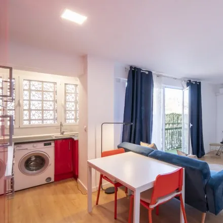Rent this 2 bed apartment on Mercat Municipal del Cabanyal in Carrer d'Ernest Anastasio, 46011 Valencia
