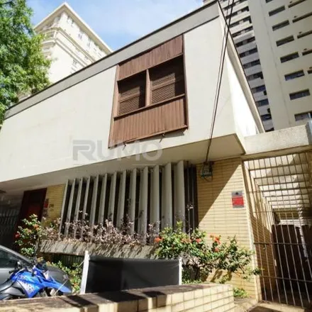 Buy this 6 bed house on Direitoria Regional de Assistência e Desenvolvimento Social (DRADS) in Rua Doutor Guilherme da Silva 290, Cambuí