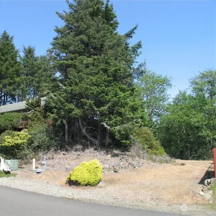 Image 3 - 35210 J Pl, Ocean Park, Washington, 98640 - House for sale