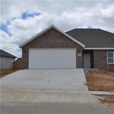 Rent this 4 bed house on 9010 Overland Road in Siloam Springs, AR 72761