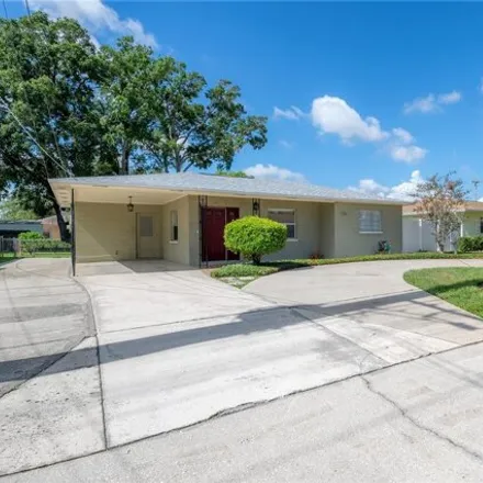 Buy this 4 bed house on 2916 W Woodlawn Ave in Tampa, Florida