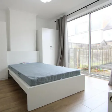 Rent this 1 bed house on Larbert Road in London, SW16 5BJ
