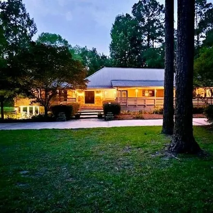Buy this 5 bed house on Lakeside Drive in Irwin County, GA