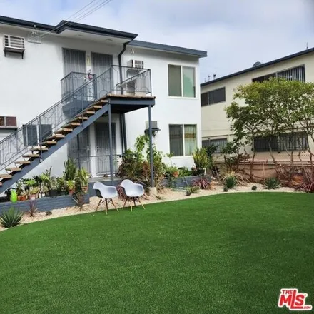 Rent this 2 bed house on Sunny Days Preschool in Franklin Street, Santa Monica